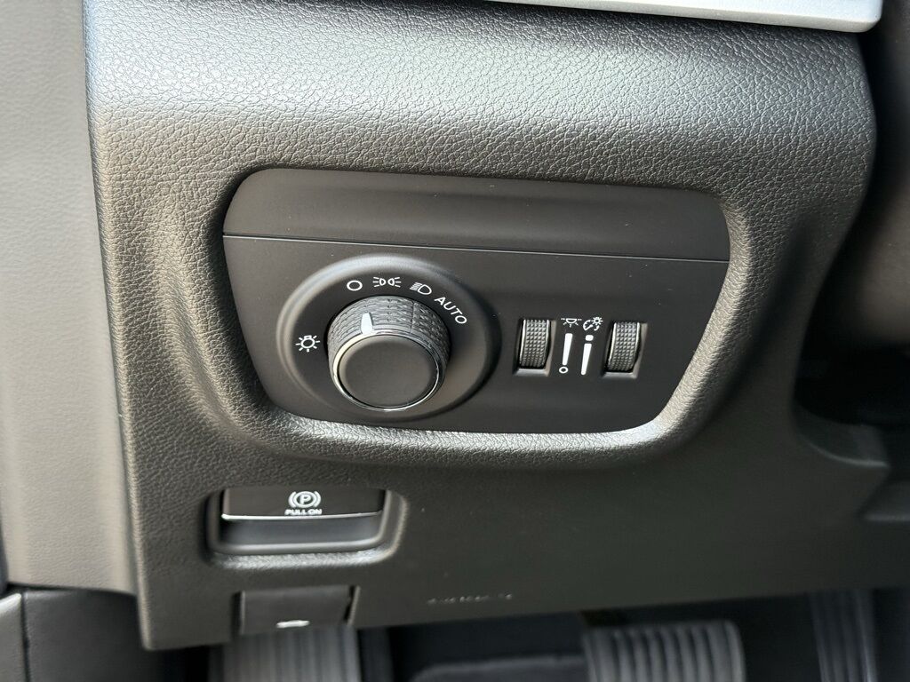 2025 Jeep Grand Cherokee L Altitude X Crestwood KY