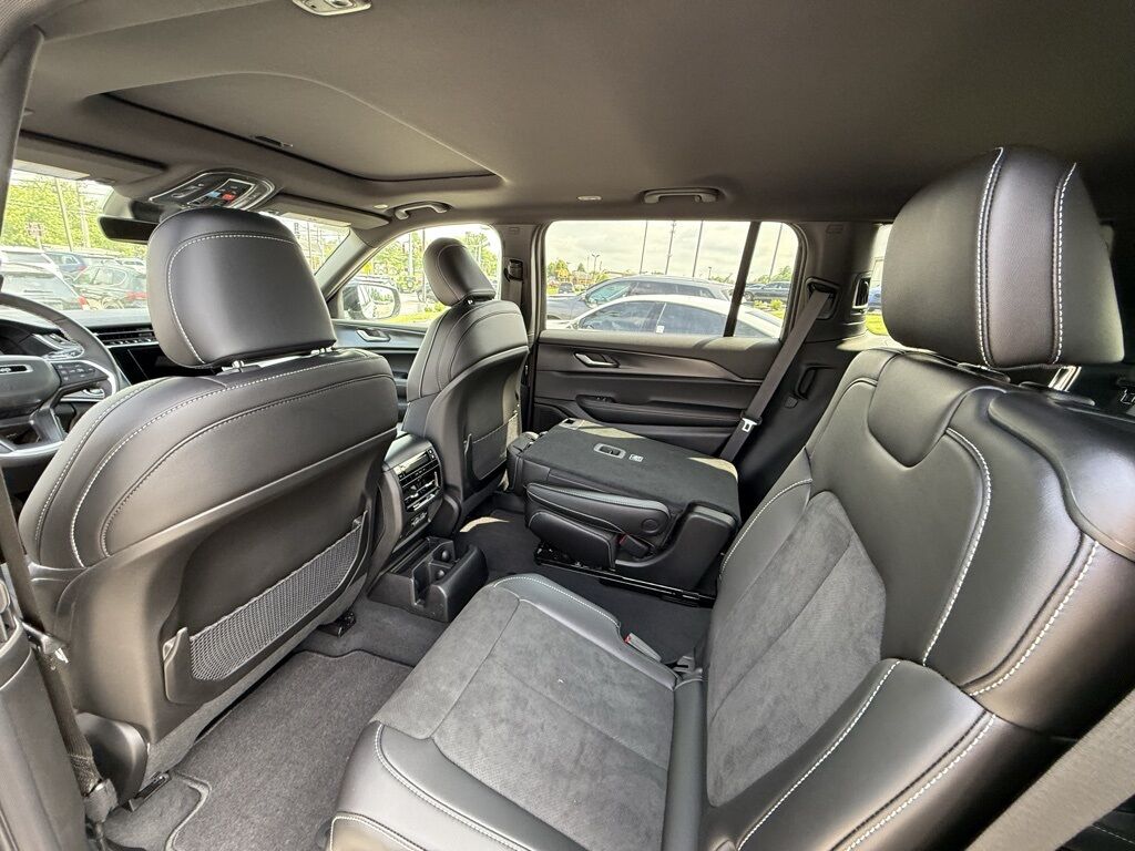 2025 Jeep Grand Cherokee L Altitude X Crestwood KY