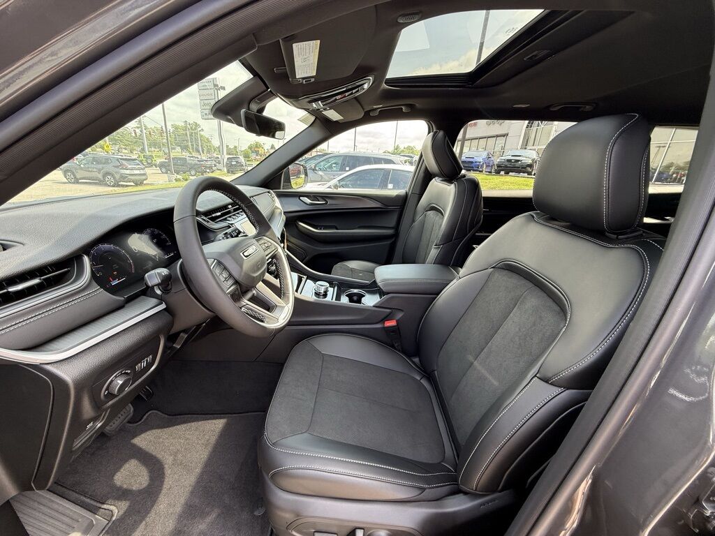 2025 Jeep Grand Cherokee L Altitude X Crestwood KY