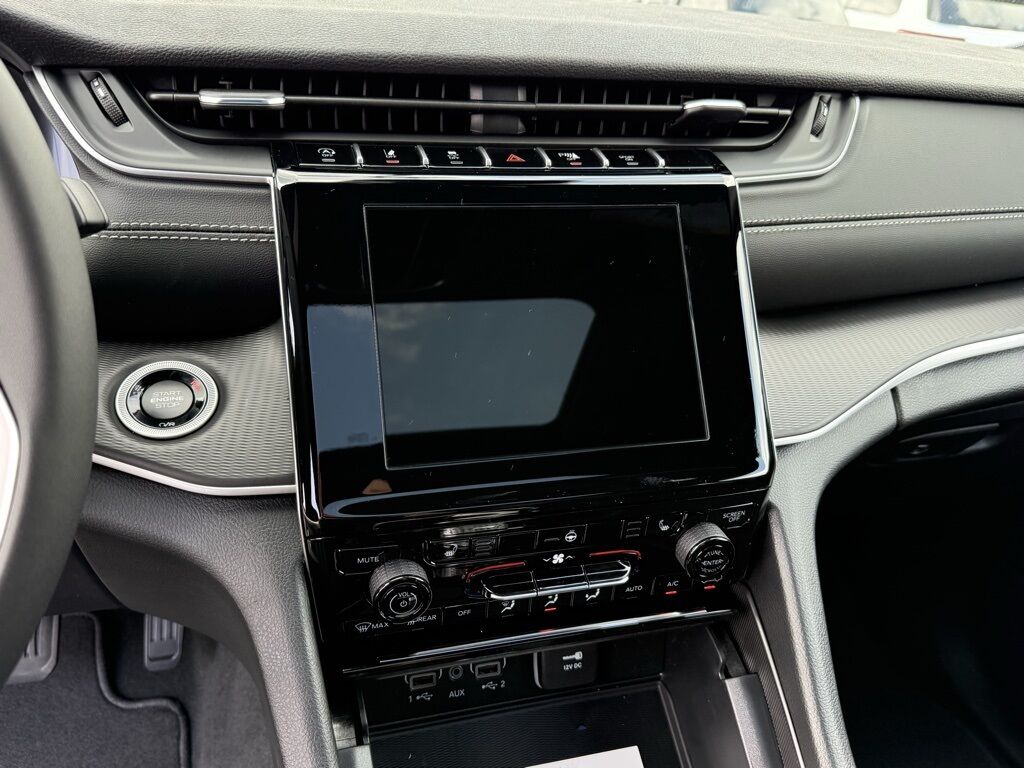 2025 Jeep Grand Cherokee L Altitude X Crestwood KY
