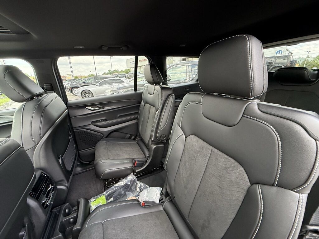 2025 Jeep Grand Cherokee L Altitude X Crestwood KY