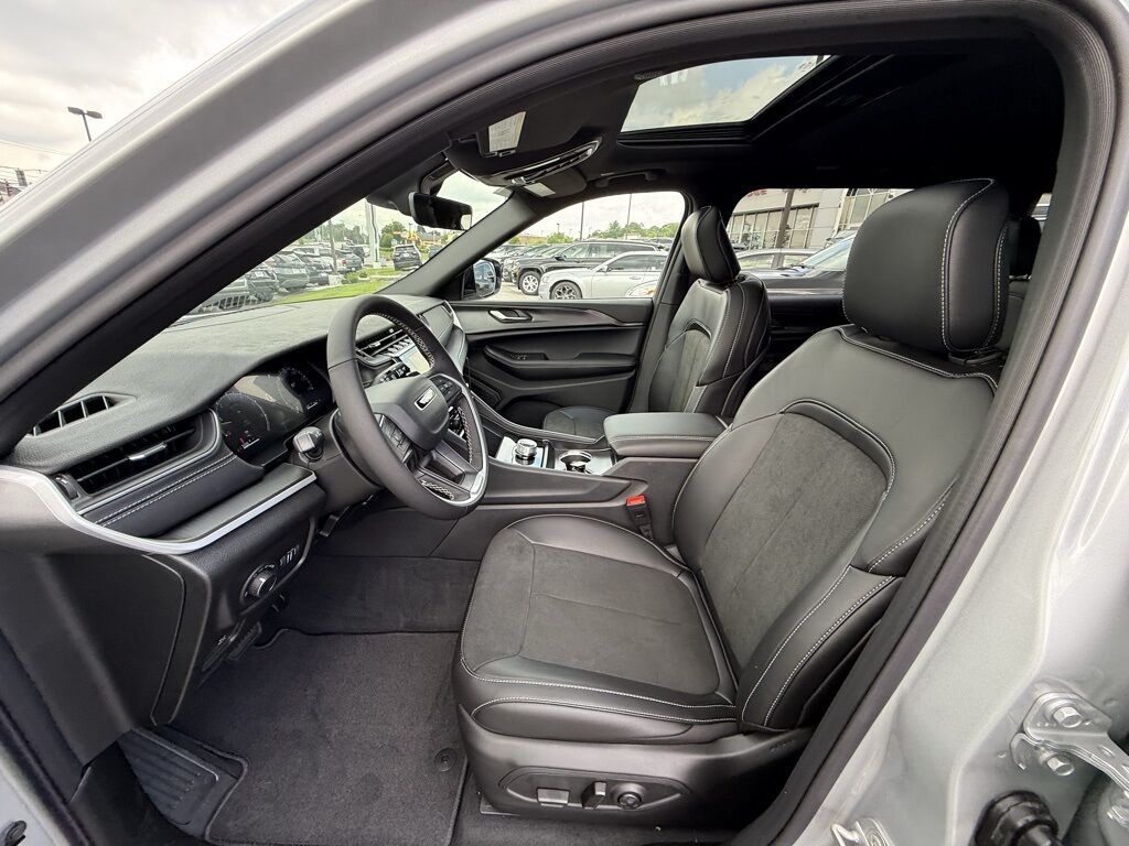 2025 Jeep Grand Cherokee L Altitude X Crestwood KY