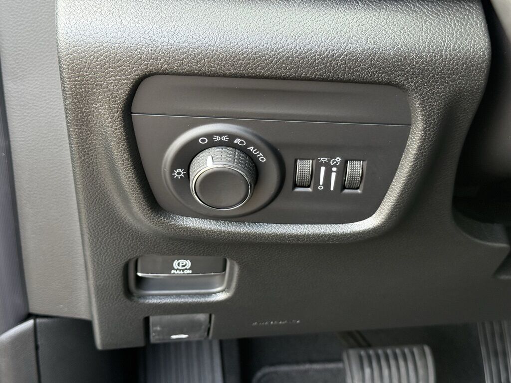 2025 Jeep Grand Cherokee L Altitude X Crestwood KY