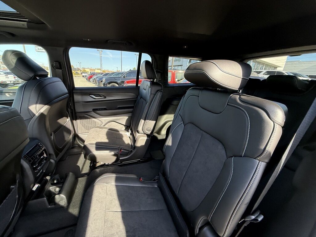 2025 Jeep Grand Cherokee L Altitude X Crestwood KY