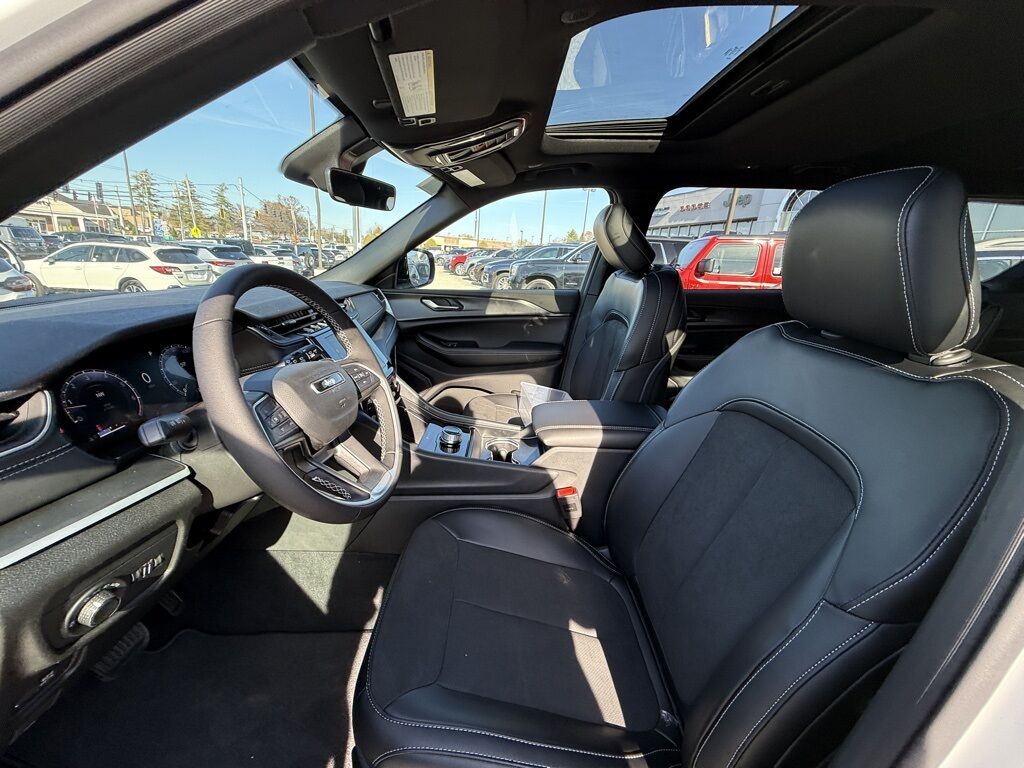 2025 Jeep Grand Cherokee L Altitude X Crestwood KY