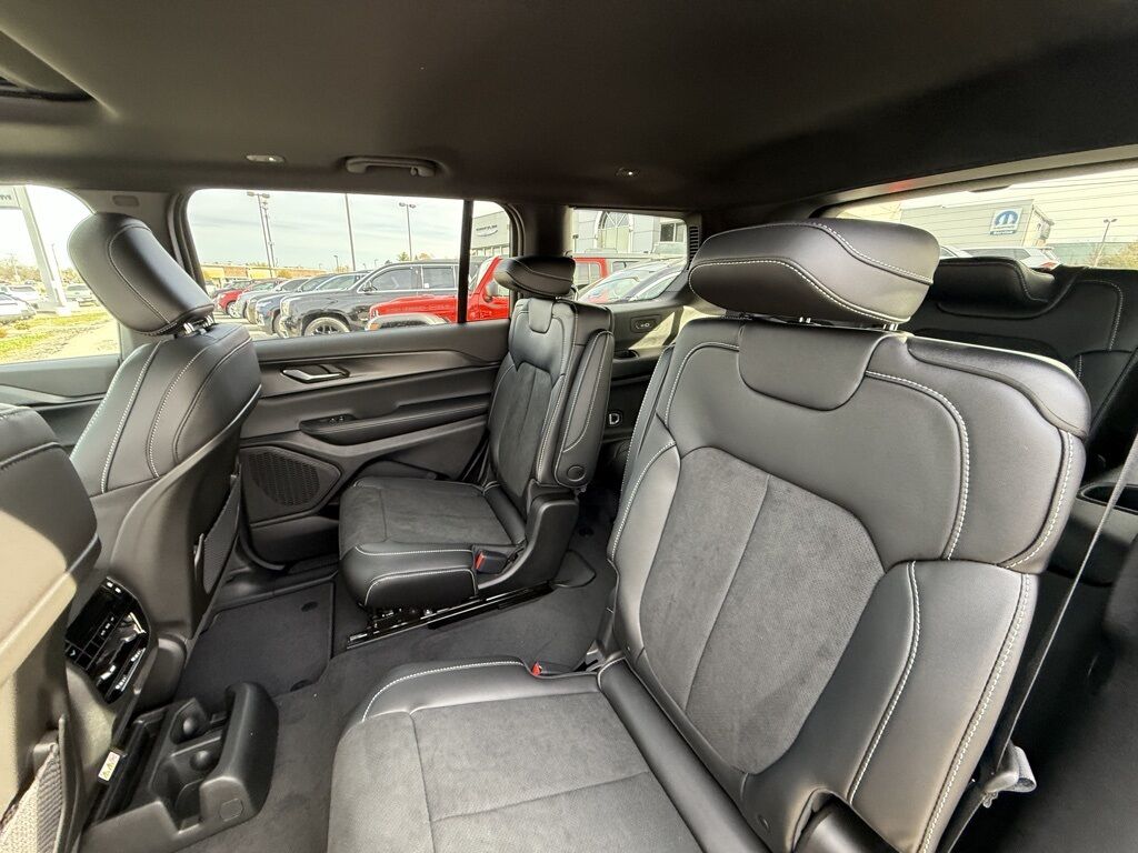 2025 Jeep Grand Cherokee L Altitude X Crestwood KY