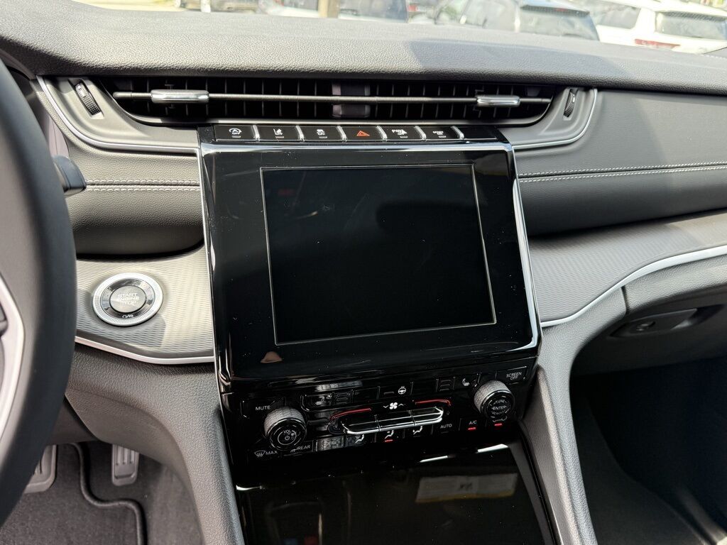 2025 Jeep Grand Cherokee L Altitude X Crestwood KY