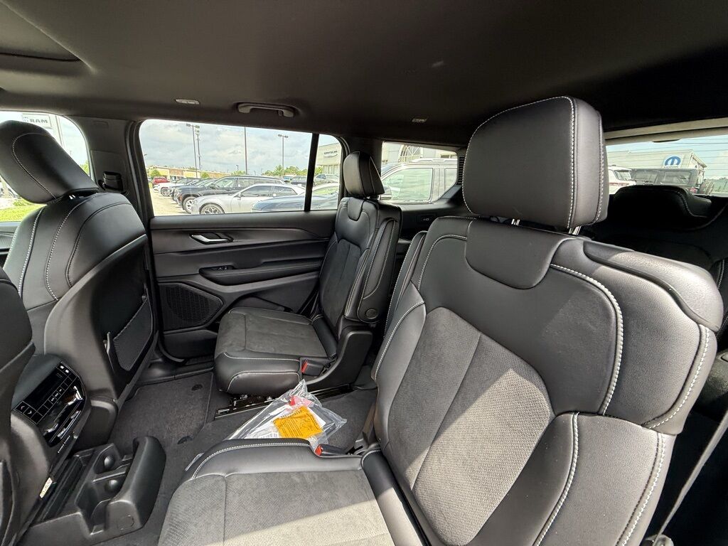 2025 Jeep Grand Cherokee L Altitude X Crestwood KY