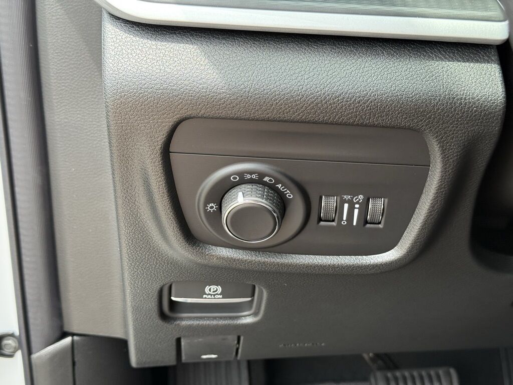 2025 Jeep Grand Cherokee L Altitude X Crestwood KY