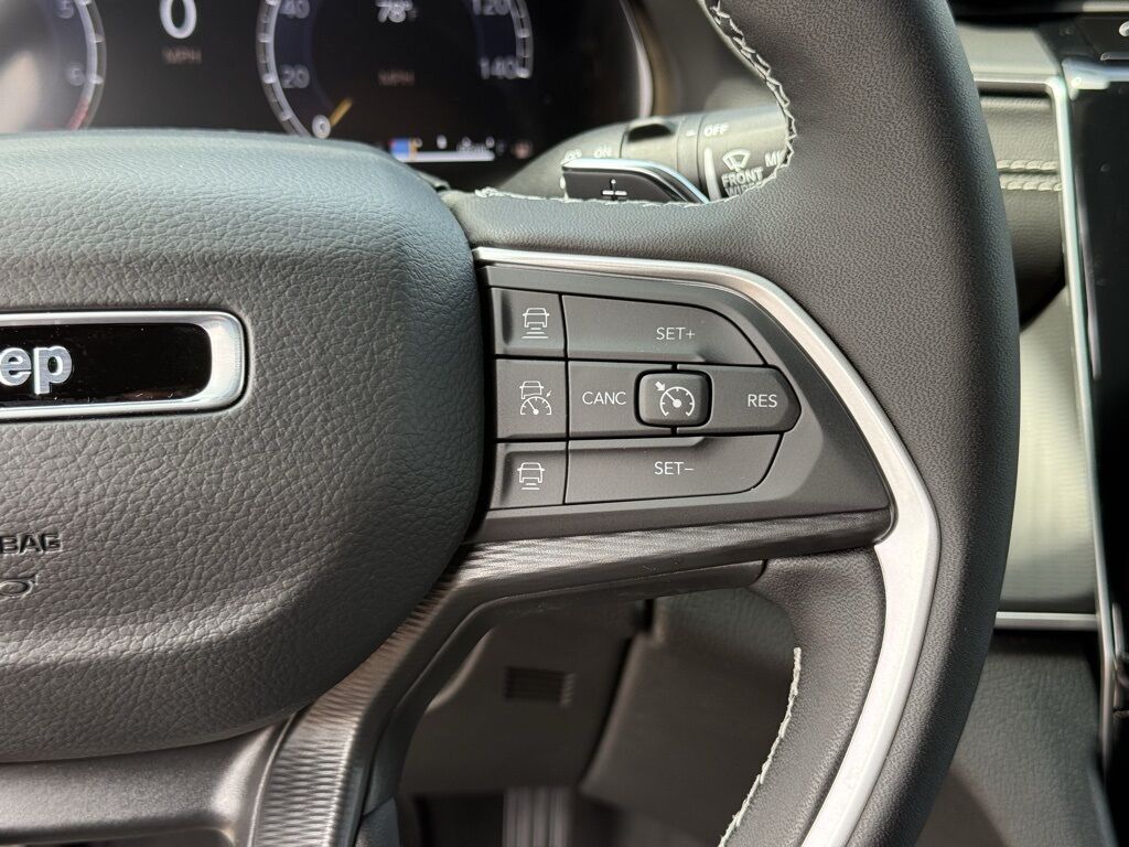 2025 Jeep Grand Cherokee L Altitude X Crestwood KY