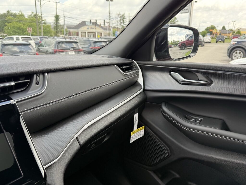 2025 Jeep Grand Cherokee L Altitude X Crestwood KY