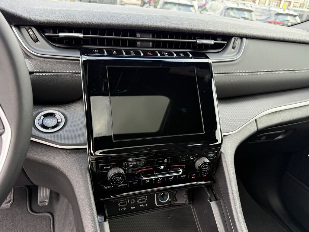 2025 Jeep Grand Cherokee L Altitude X Crestwood KY