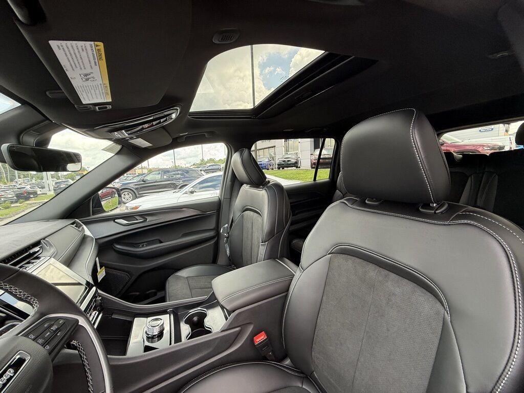 2025 Jeep Grand Cherokee L Altitude X Crestwood KY