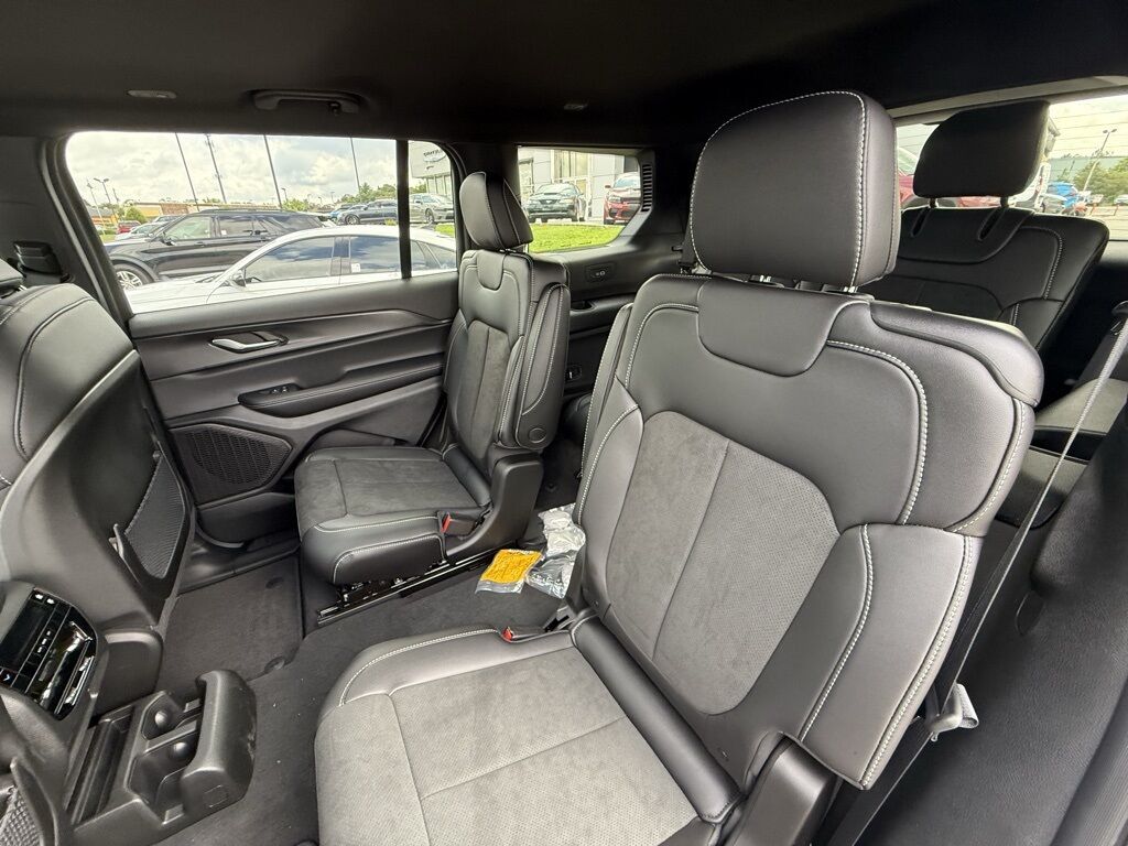 2025 Jeep Grand Cherokee L Altitude X Crestwood KY