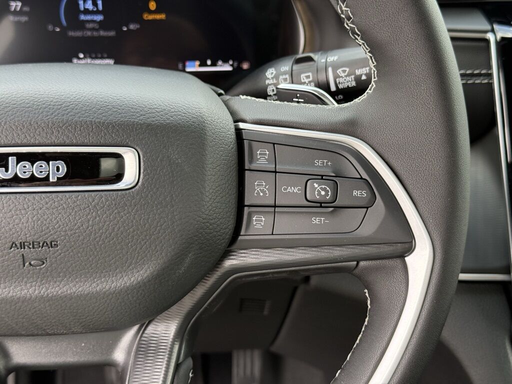 2025 Jeep Grand Cherokee L Altitude X Crestwood KY