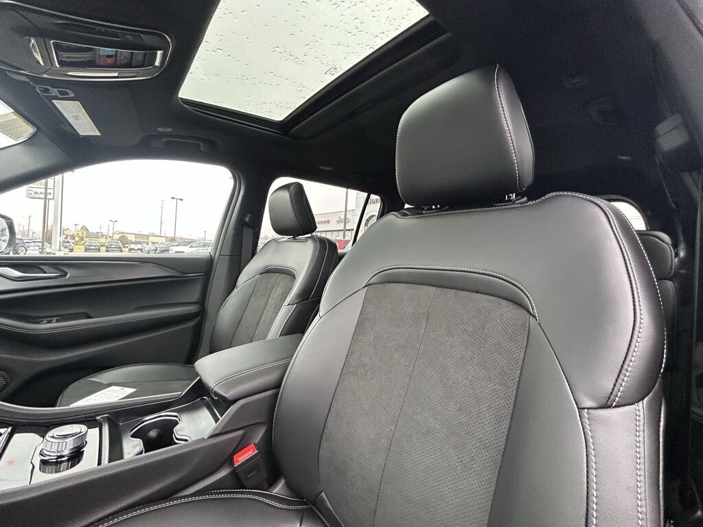 2025 Jeep Grand Cherokee L Altitude X Crestwood KY