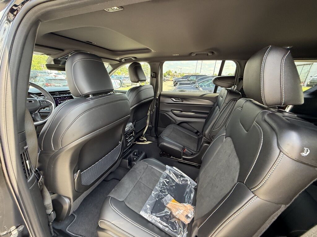 2025 Jeep Grand Cherokee L Altitude X Crestwood KY