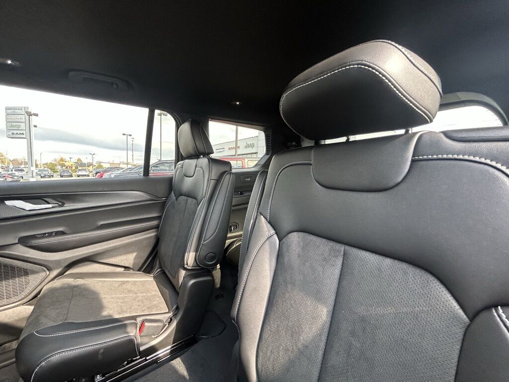 2025 Jeep Grand Cherokee L Altitude X Crestwood KY