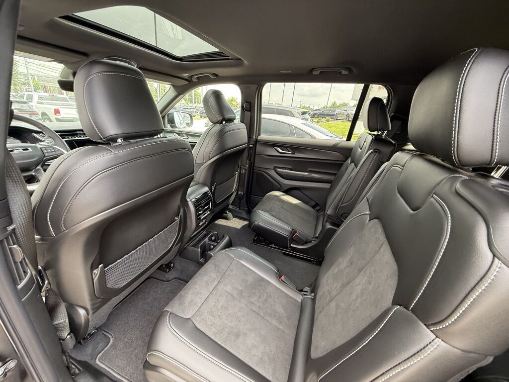 2025 Jeep Grand Cherokee L Altitude X Crestwood KY