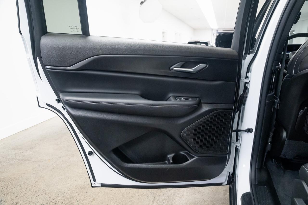 2025 Jeep Grand Cherokee L Altitude X Heated Seats 3rd Row Portland OR