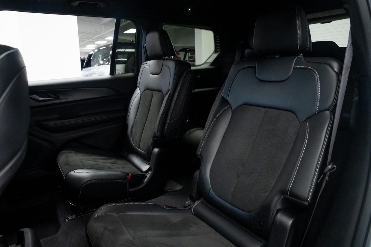 2025 Jeep Grand Cherokee L Altitude X Heated Seats 3rd Row Portland OR