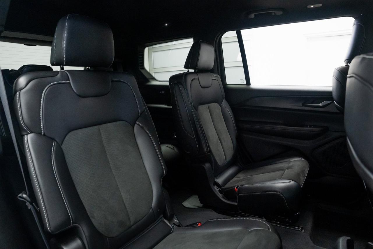 2025 Jeep Grand Cherokee L Altitude X Heated Seats 3rd Row Portland OR