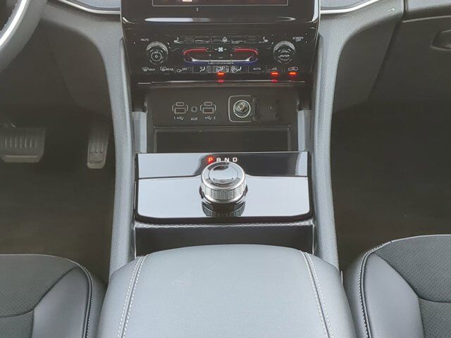 2025 Jeep Grand Cherokee L Altitude X Appleton WI
