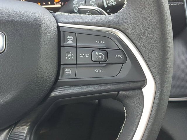 2025 Jeep Grand Cherokee L Altitude X Appleton WI