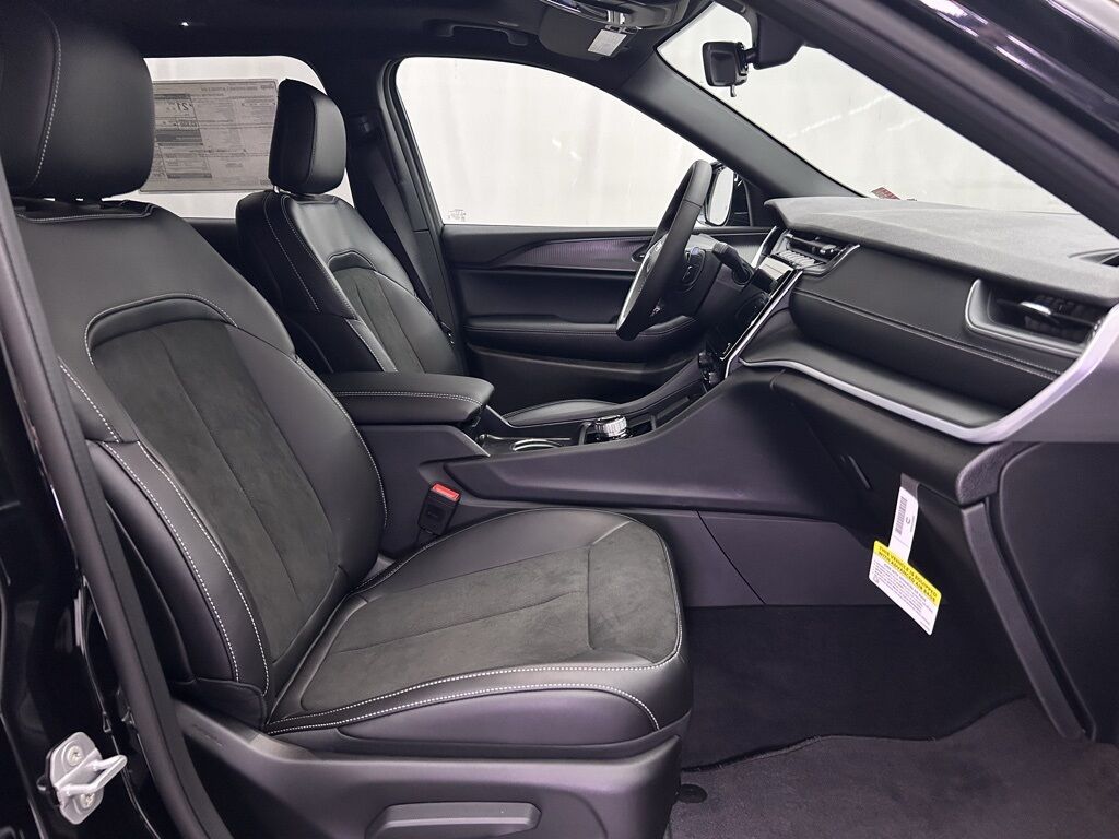 2025 Jeep Grand Cherokee L Altitude X Portland OR