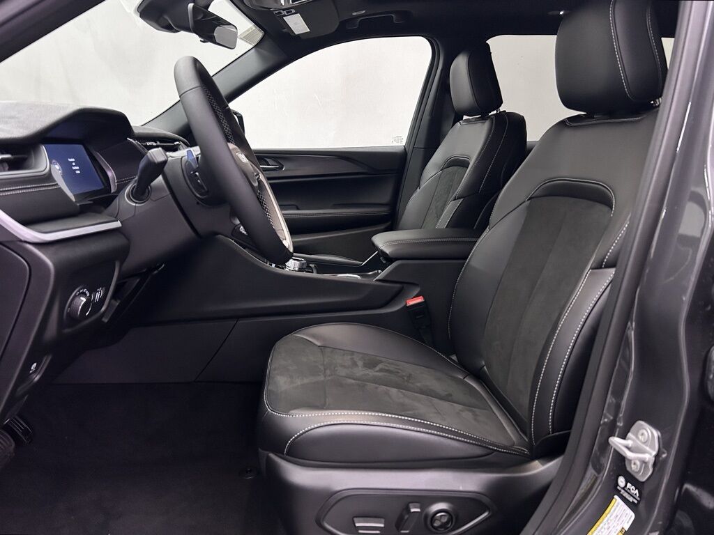 2025 Jeep Grand Cherokee L Altitude X Portland OR