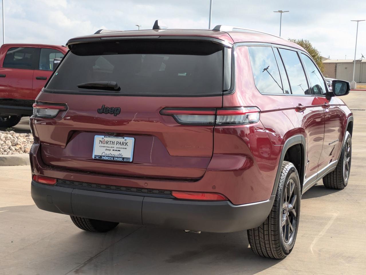 2025 Jeep Grand Cherokee L Altitude X
