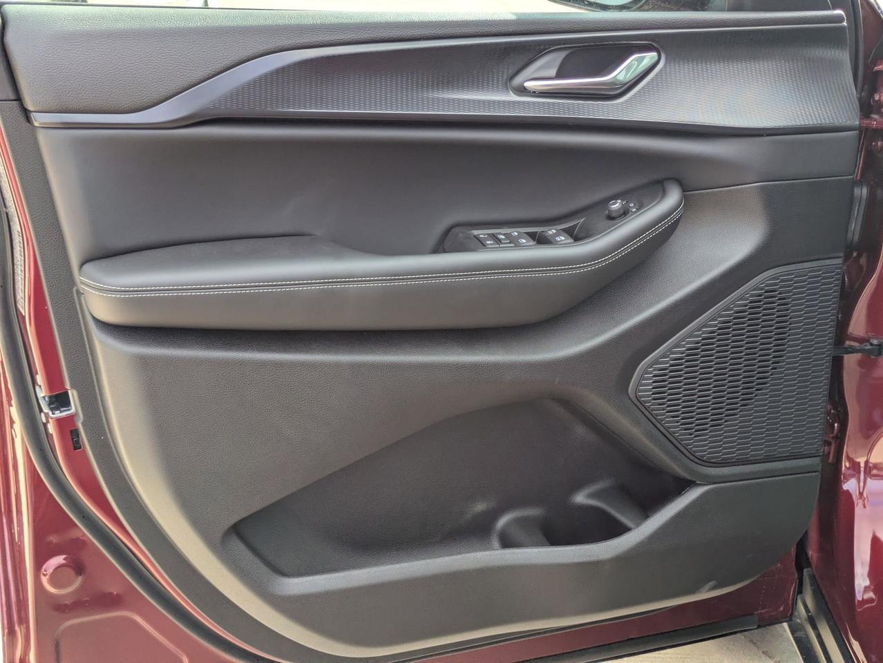 2025 Jeep Grand Cherokee L Altitude X Castroville TX