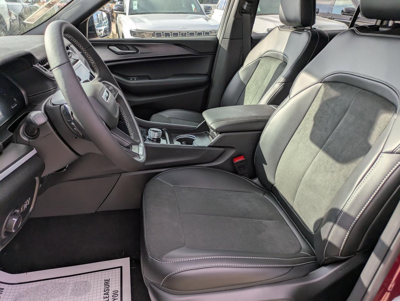 2025 Jeep Grand Cherokee L Altitude X Castroville TX