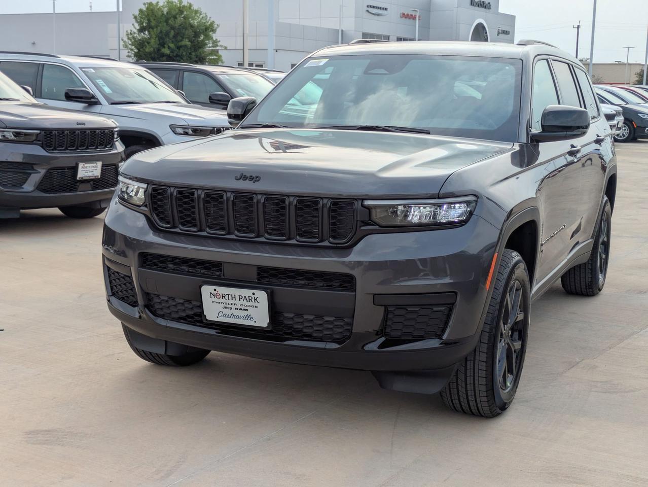 2025 Jeep Grand Cherokee L Altitude X Castroville TX