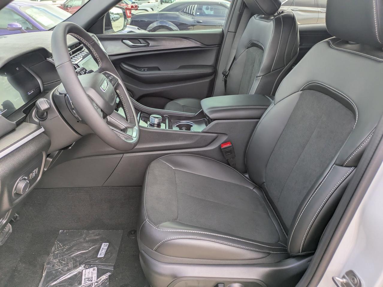 2025 Jeep Grand Cherokee L Altitude X Castroville TX
