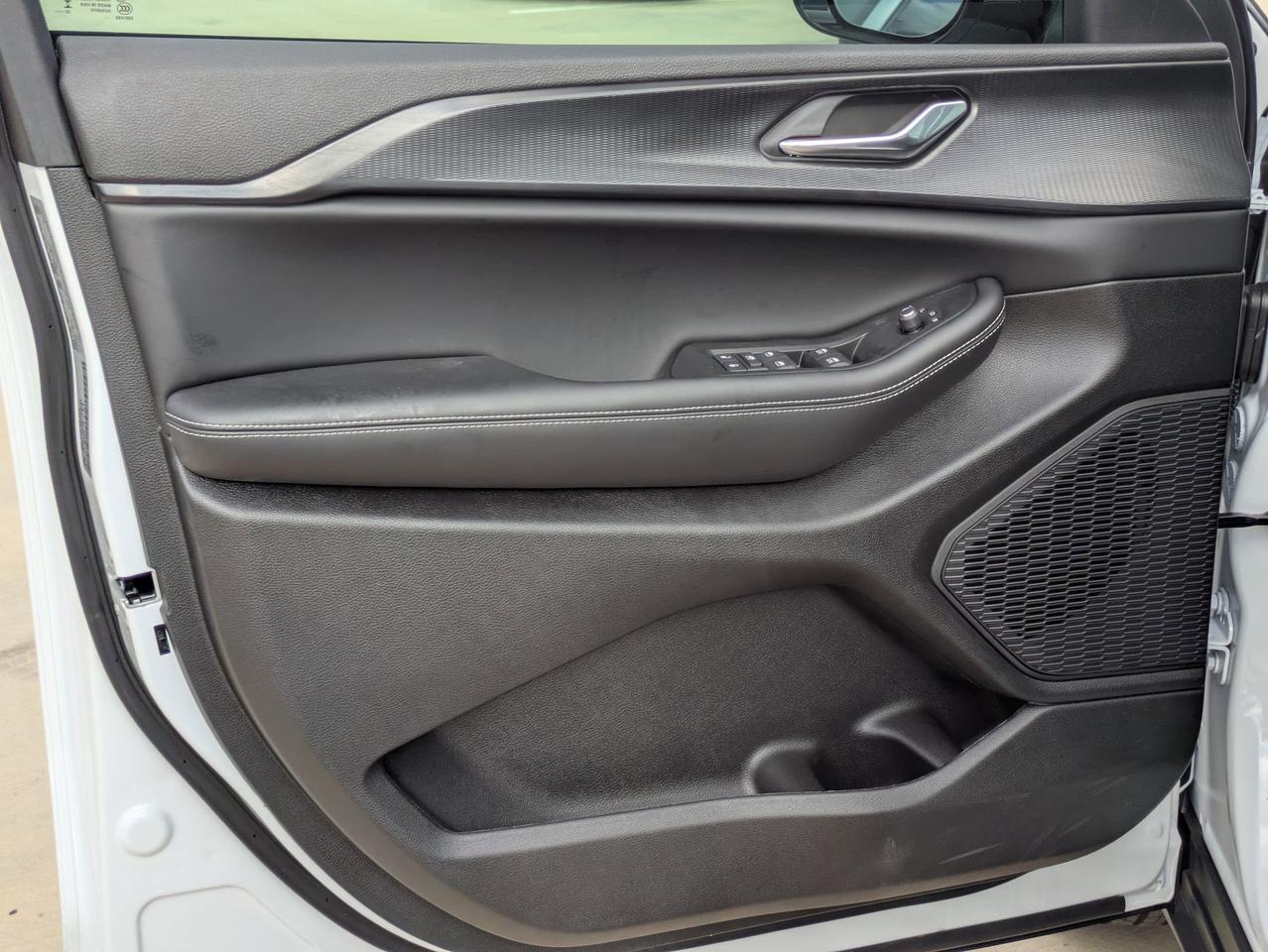 2025 Jeep Grand Cherokee L Altitude X Castroville TX