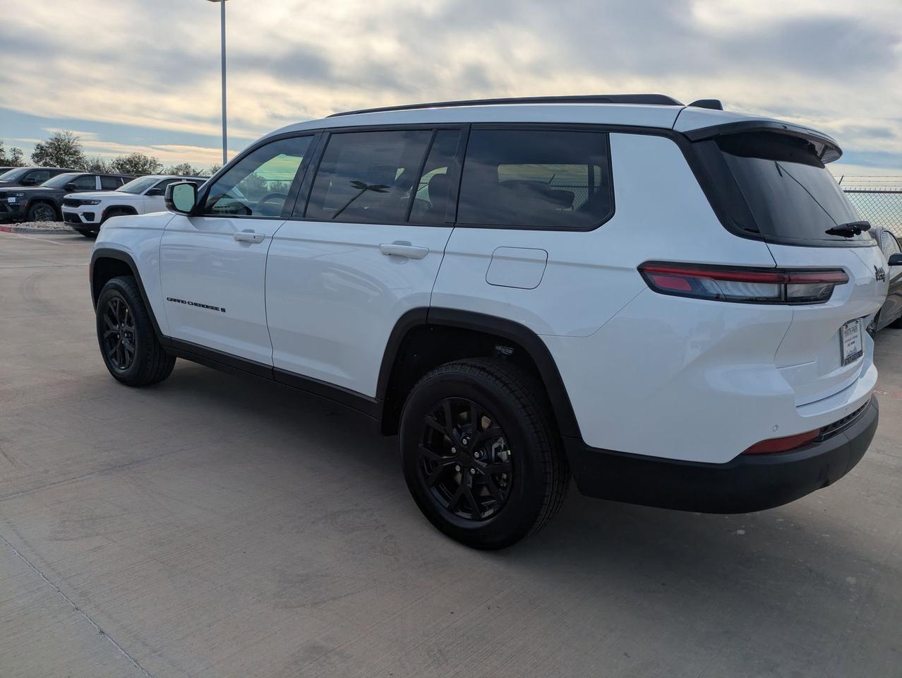 2025 Jeep Grand Cherokee L Altitude X Castroville TX