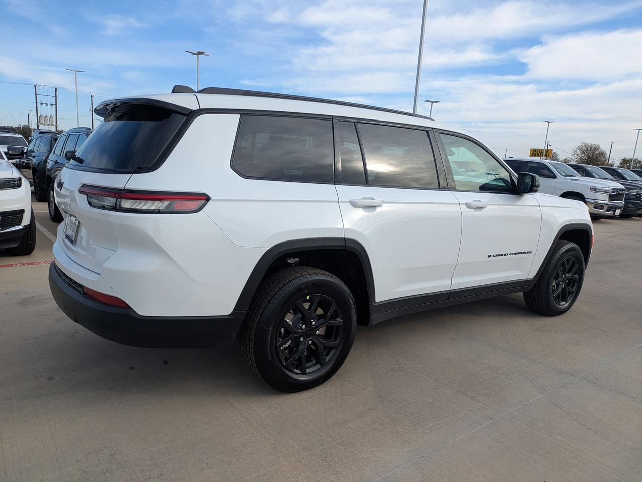 2025 Jeep Grand Cherokee L Altitude X