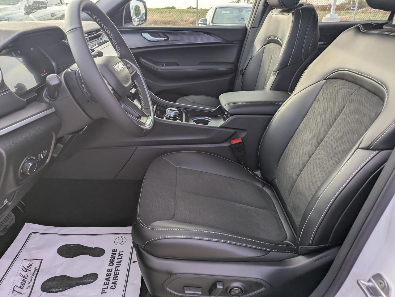 2025 Jeep Grand Cherokee L Altitude X Castroville TX