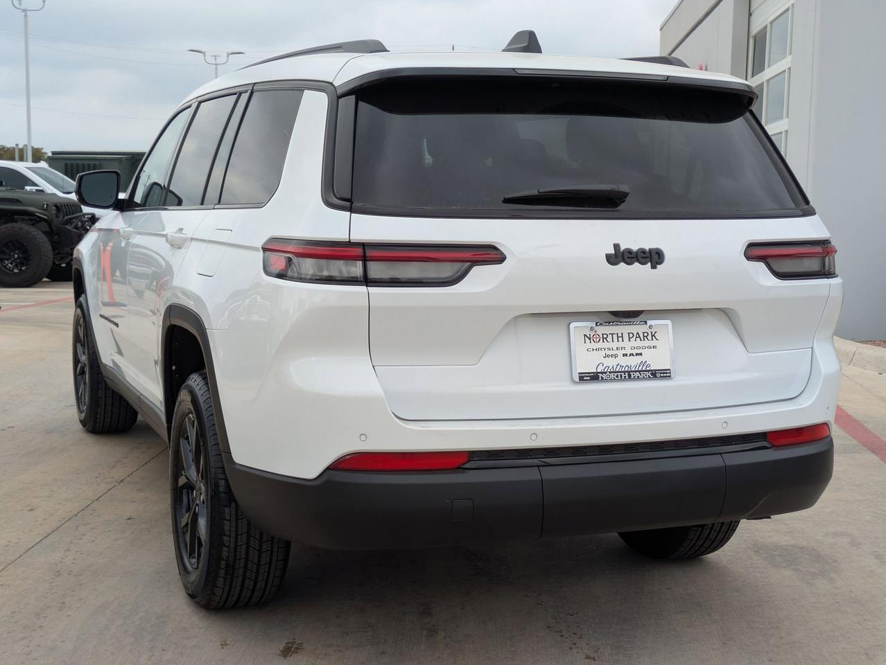 2025 Jeep Grand Cherokee L Altitude X Castroville TX