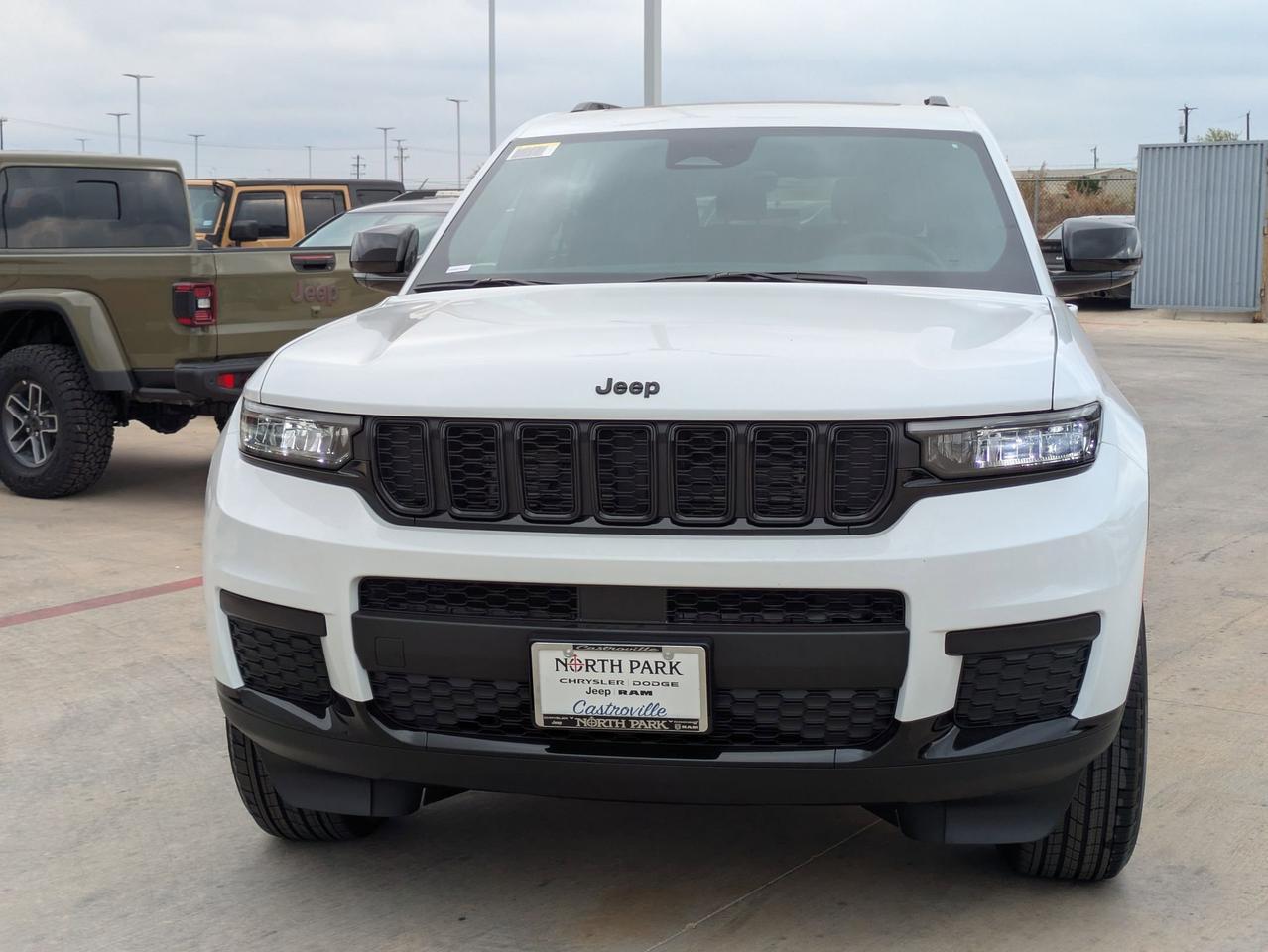 2025 Jeep Grand Cherokee L Altitude X Castroville TX