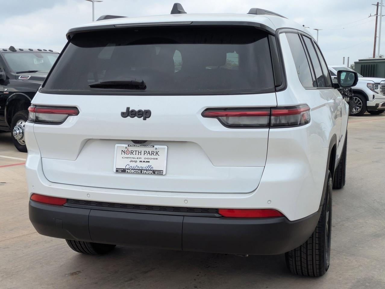 2025 Jeep Grand Cherokee L Altitude X