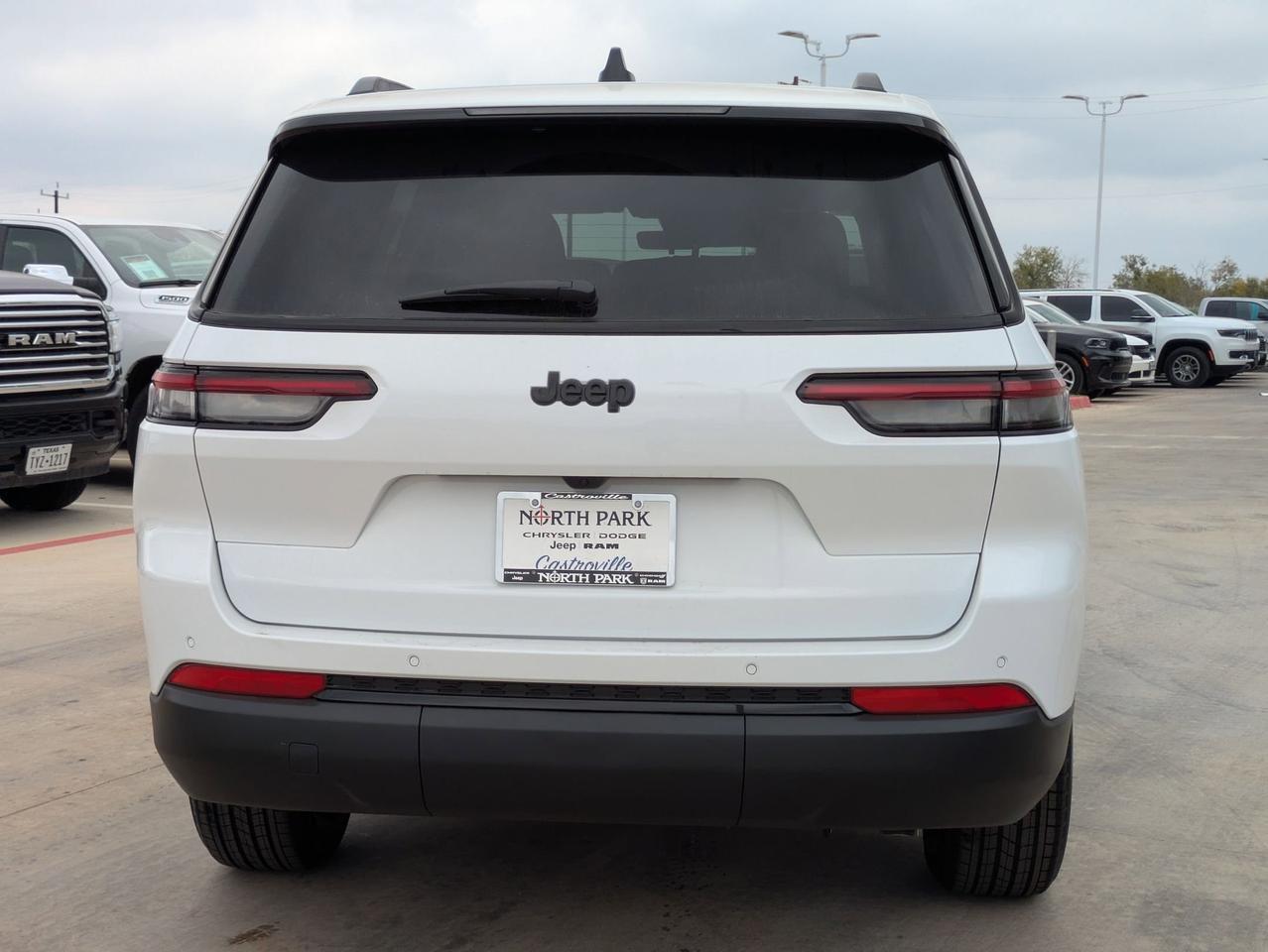 2025 Jeep Grand Cherokee L Altitude X Castroville TX