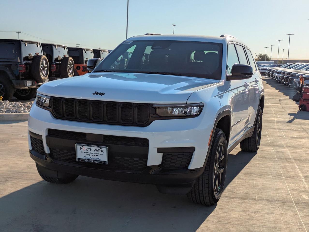 2025 Jeep Grand Cherokee L Altitude X Castroville TX