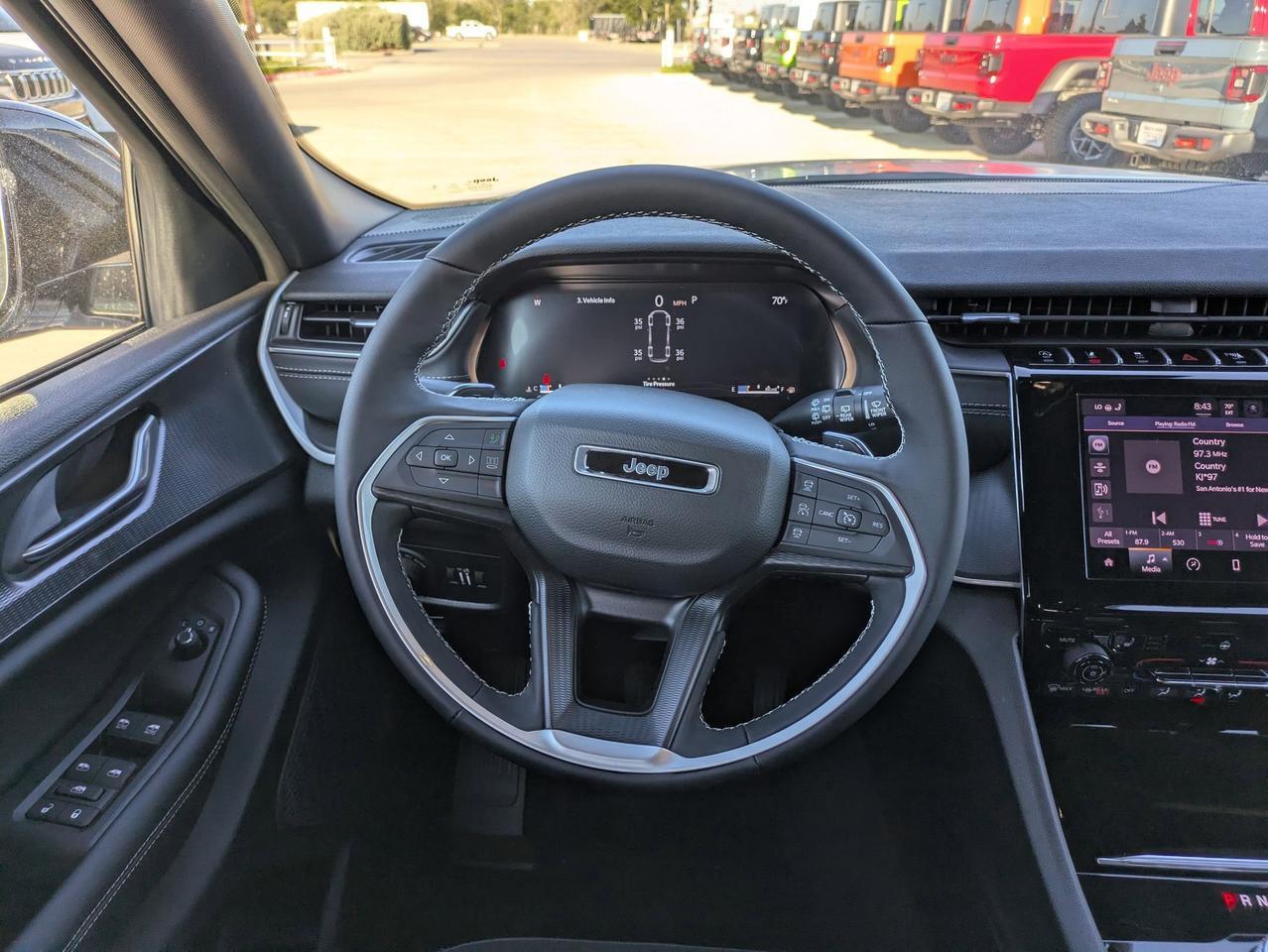 2025 Jeep Grand Cherokee L Altitude X Castroville TX