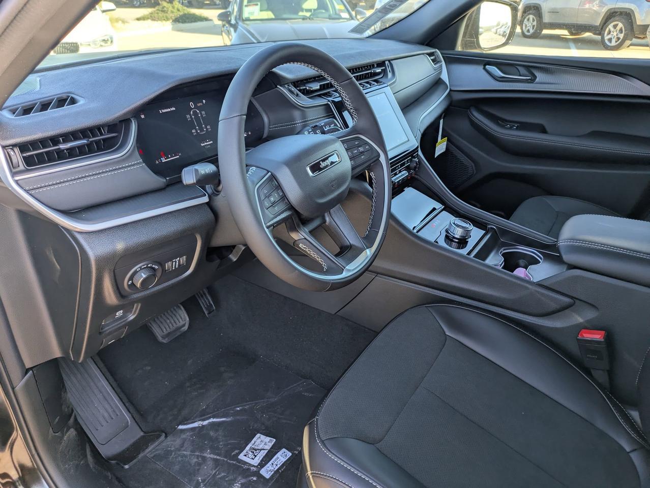 2025 Jeep Grand Cherokee L Altitude X Castroville TX