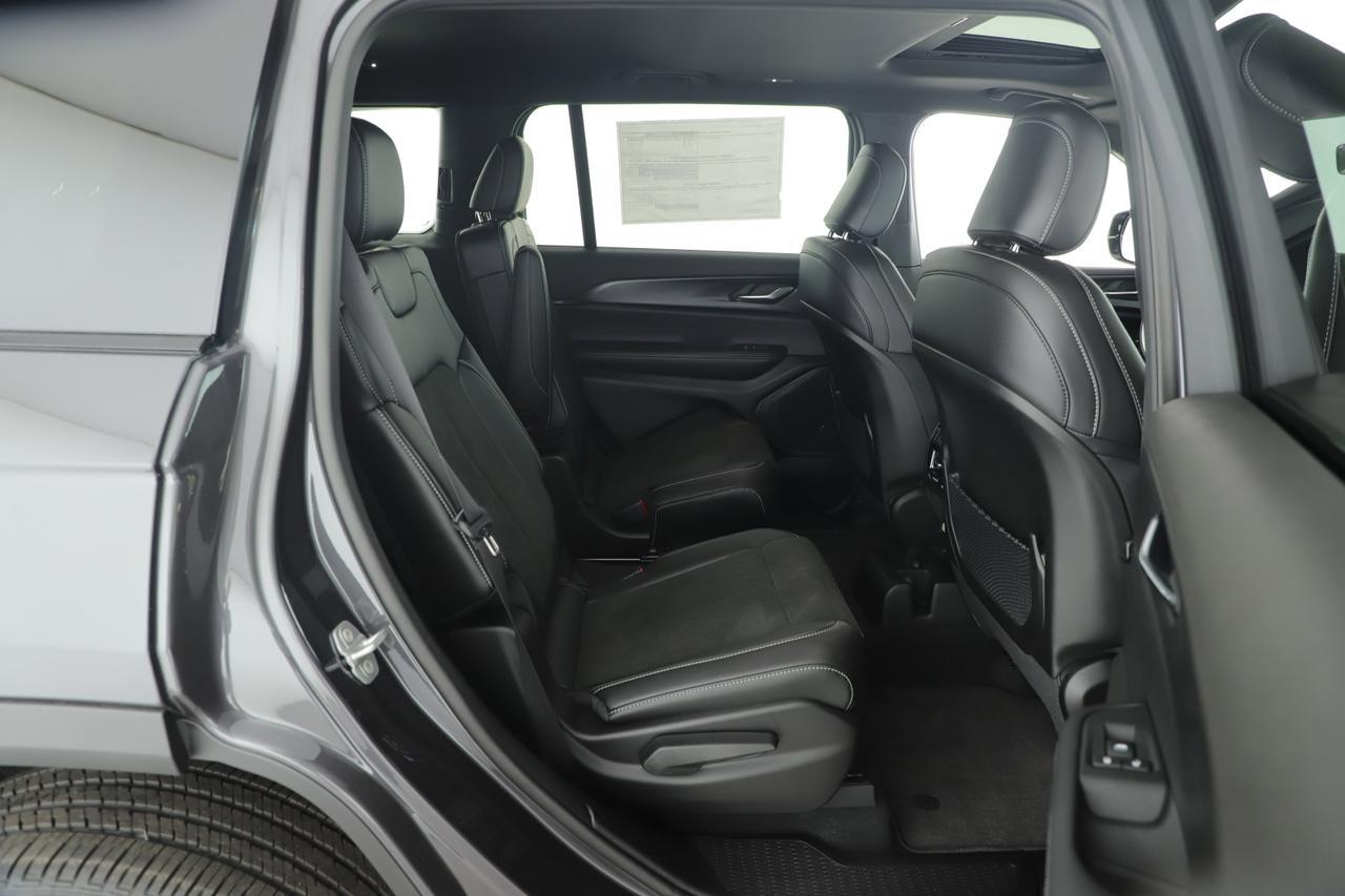 2025 Jeep Grand Cherokee L Altitude X New Braunfels TX