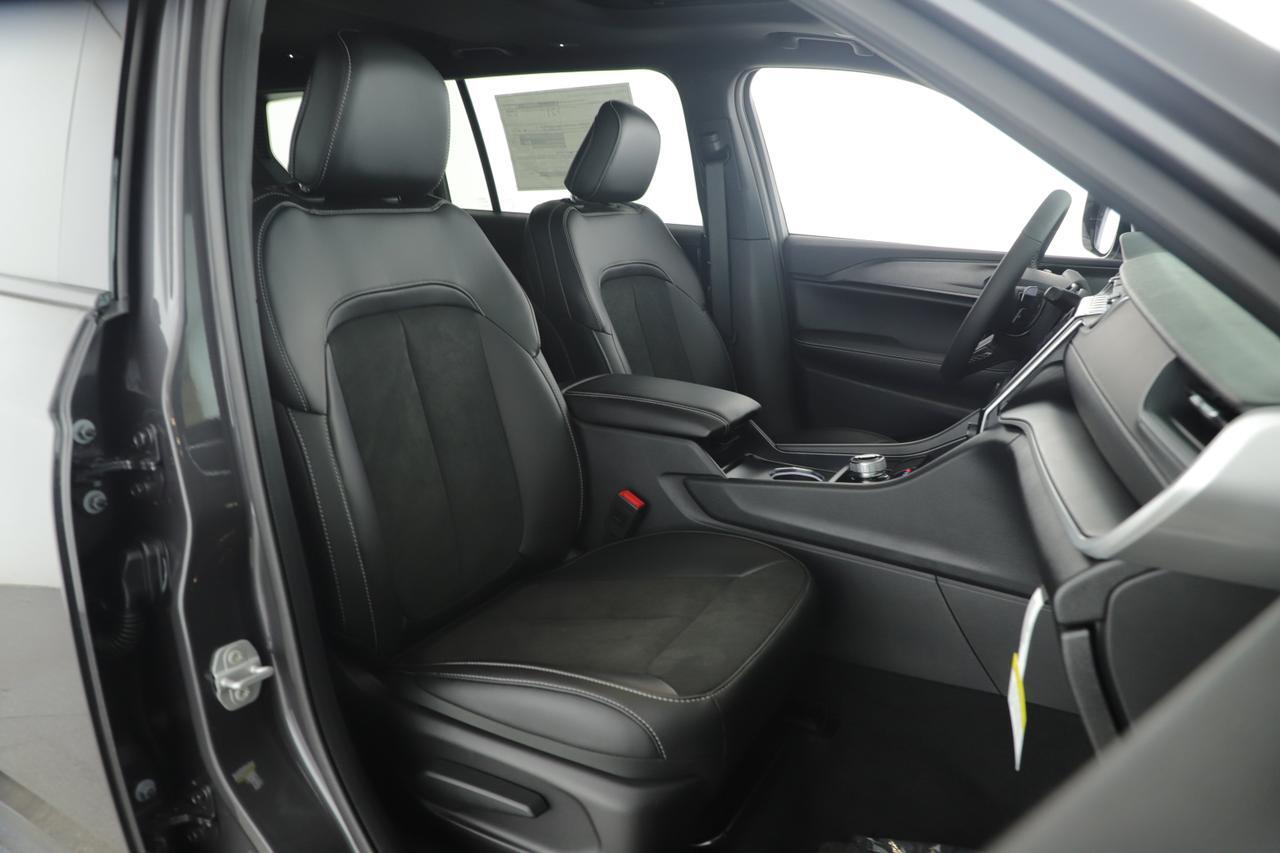 2025 Jeep Grand Cherokee L Altitude X New Braunfels TX