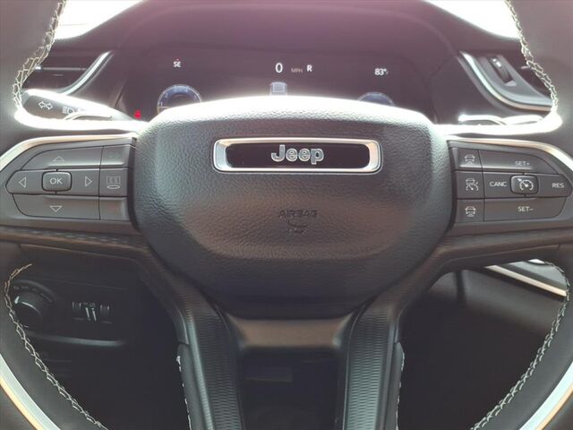2025 Jeep Grand Cherokee L Laredo  TX