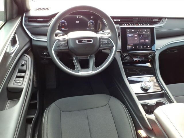 2025 Jeep Grand Cherokee L Laredo  TX